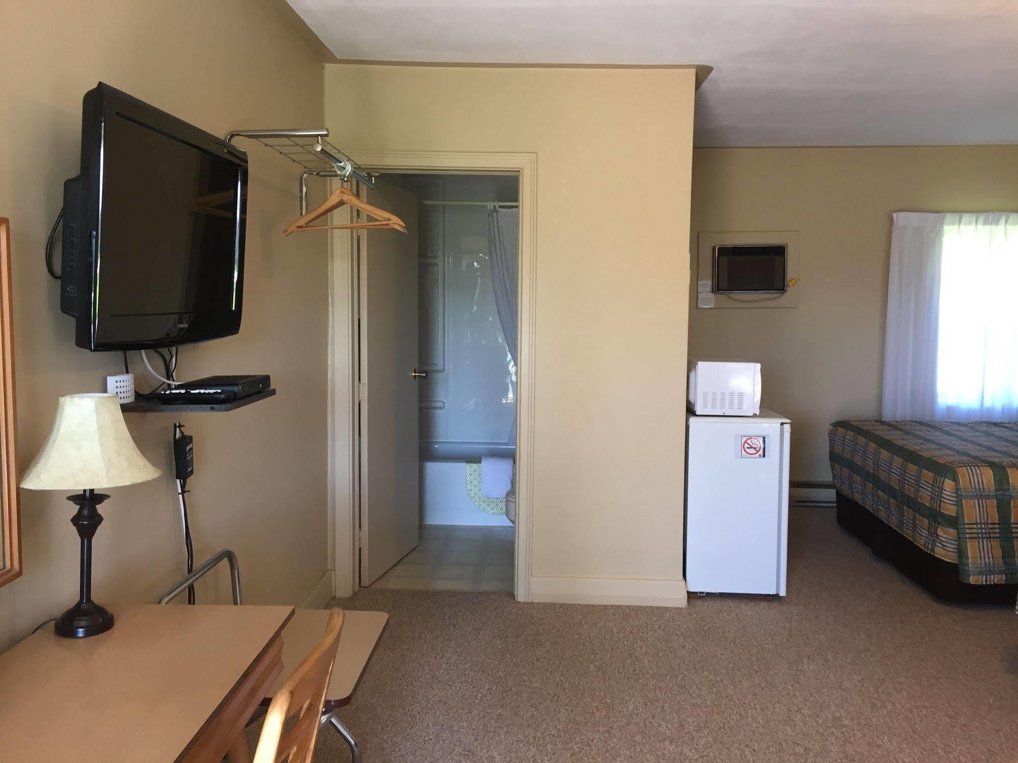 Dunlop Motel Goderich Extérieur photo